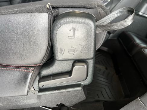 Used 2019 Ford Explorer Sport w/ Equipment Group 401A AWD/4WD image 21
