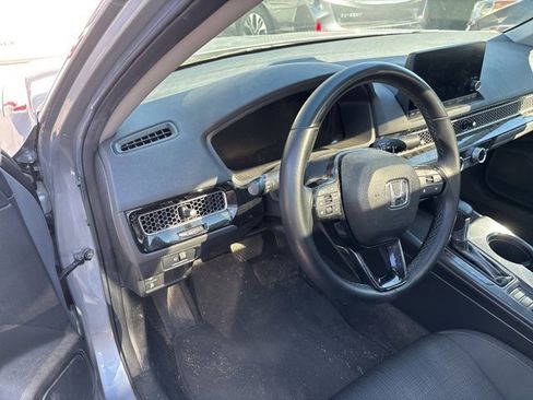 Used 2023 Honda Civic EX image 12