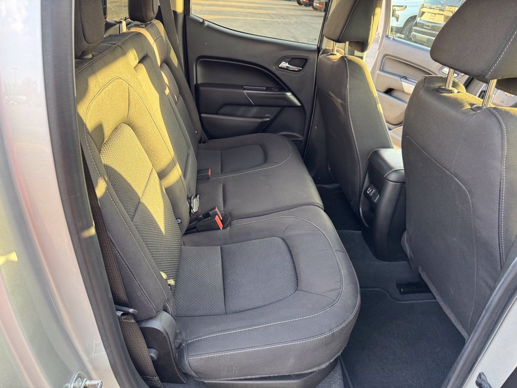 Used 2020 Chevrolet Colorado LT w/ LT Convenience Package AWD/4WD image 24