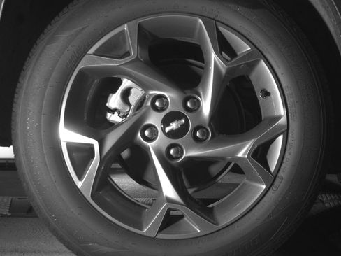 Used 2025 Chevrolet Trax LT w/ LT Convenience Package FWD image 12