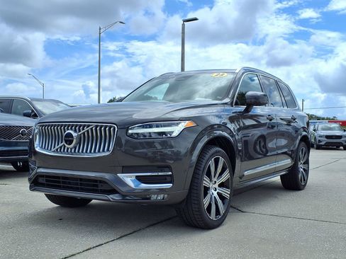 Certified 2023 Volvo XC90 B6 Ultimate w/ Protection Package Premier AWD/4WD image 3