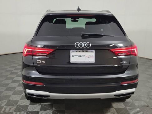 Used 2022 Audi Q3 2.0T Premium w/ Convenience Package AWD/4WD image 5
