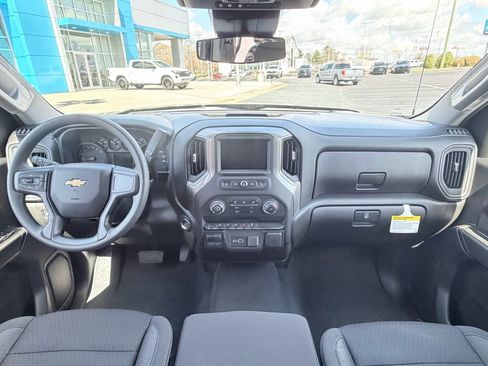 New 2026 Chevrolet Silverado 1500 Custom image 10