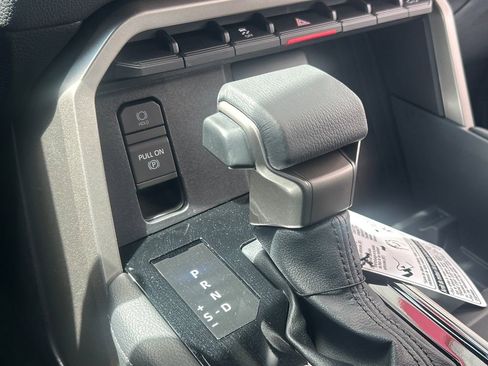 New 2026 Toyota Tundra Limited AWD/4WD image 16