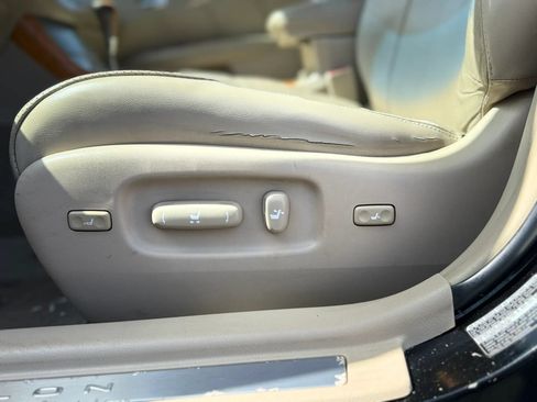 Used 2006 Toyota Avalon Limited FWD image 12