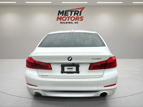 Used 2019 BMW 530i 530i Sedan 4D w/ Convenience Package image 7