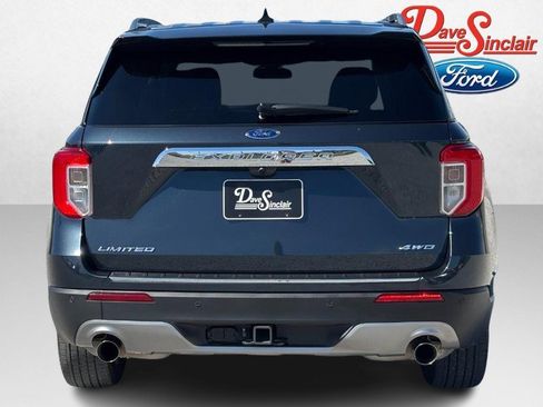 Used 2022 Ford Explorer Limited w/ Equipment Group 301A AWD/4WD image 8