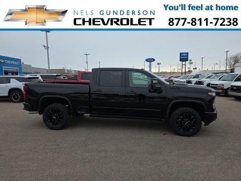 New 2026 Chevrolet Silverado 3500 High Country w/ Midnight Edition AWD/4WD image 4
