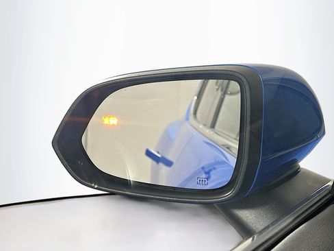 Used 2024 Chevrolet Equinox EV LT FWD image 16