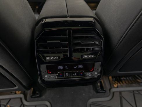 Used 2025 BMW iX M60 image 30