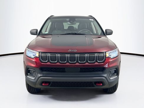 Used 2022 Jeep Compass Trailhawk w/ Sun and Sound Group AWD/4WD image 2