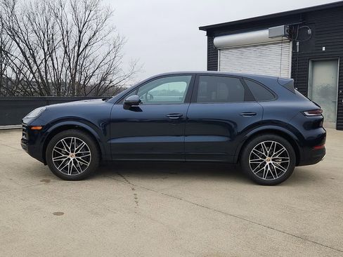 New 2025 Porsche Cayenne image 2