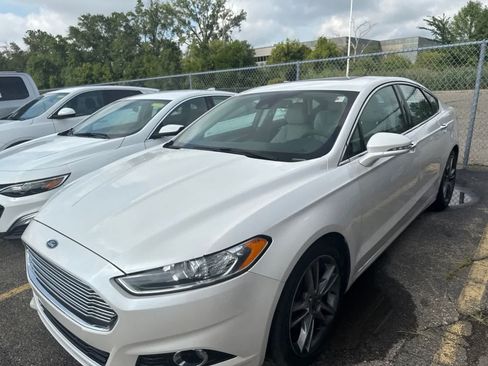 Used 2016 Ford Fusion Titanium FWD image 18