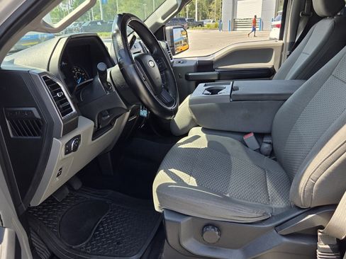 Used 2016 Ford F150 XLT RWD image 11