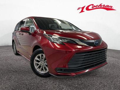 Used 2021 Toyota Sienna LE