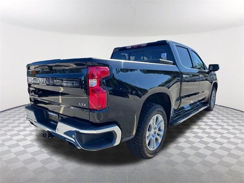 Used 2023 Chevrolet Silverado 1500 LTZ w/ LTZ Premium Package image 5