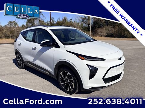 Used 2023 Chevrolet Bolt EUV Premier w/ Sun & Sound Package image 1