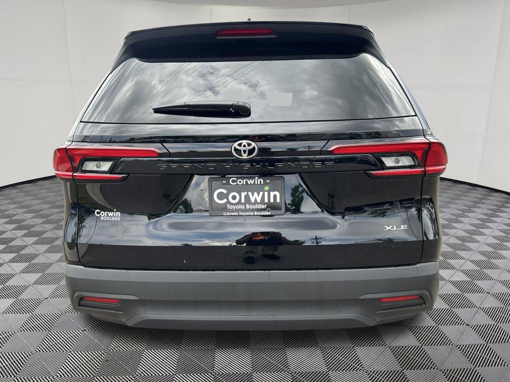 Used 2026 Toyota Grand Highlander FWD image 7