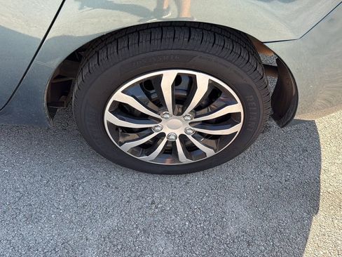 Used 2010 MAZDA MAZDA3 i Sport image 27