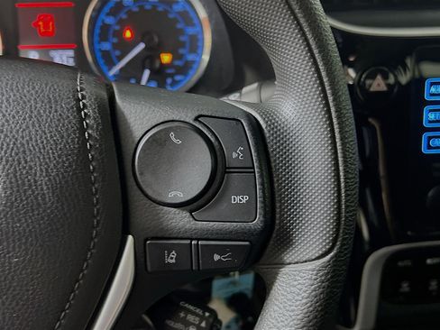 Used 2017 Toyota Corolla LE image 20