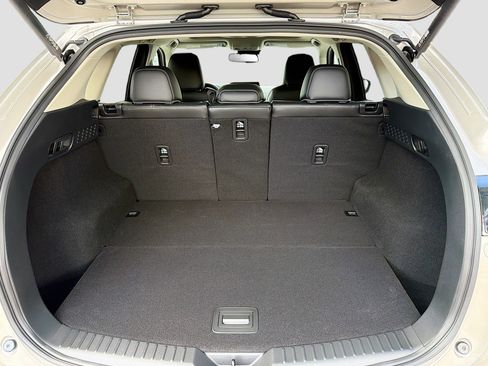 New 2025 MAZDA CX-5 AWD 2.5 S w/ Preferred Package image 14