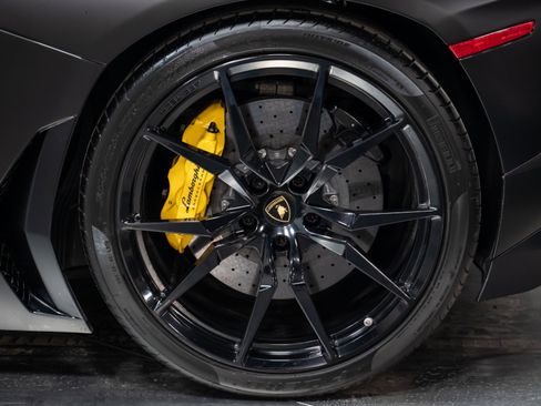 Used 2014 Lamborghini Aventador LP 700-4 image 65