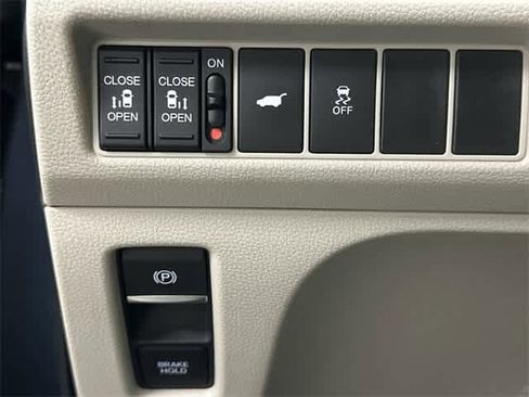 Certified 2025 Honda Odyssey EX-L image 19