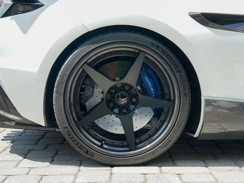 Used 2026 Chevrolet Corvette ZR1 w/ ZR1 Carbon Fiber Aero Package RWD image 30