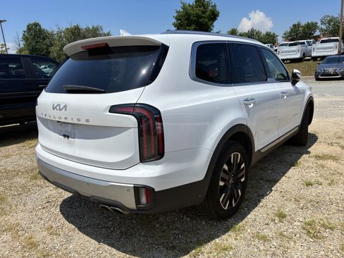 Used 2024 Kia Telluride SX FWD image 8