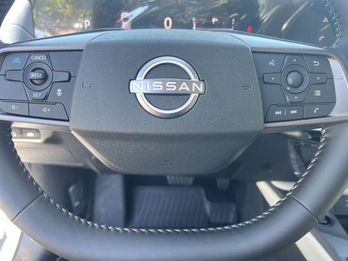 New 2026 Nissan Sentra SL FWD image 9