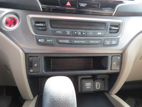 Used 2020 Honda Pilot EX-L image 27