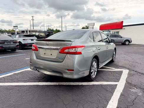 Used 2014 Nissan Sentra SR w/ SR Driver Package FWD image 8