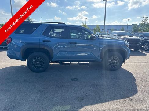 Used 2026 Toyota 4Runner SR5 AWD/4WD image 5