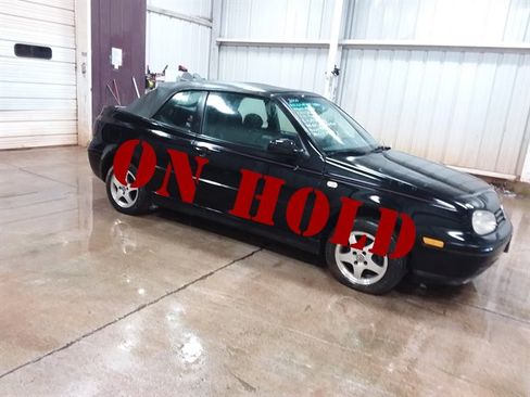 Used 2000 Volkswagen Cabrio GLS image 1