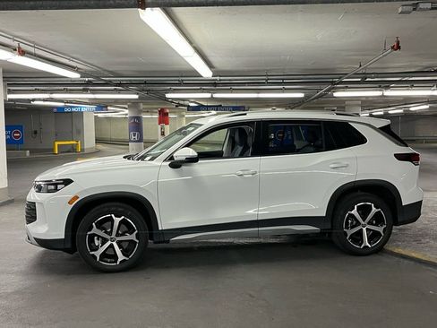 New 2026 Volkswagen Tiguan SE AWD/4WD image 32