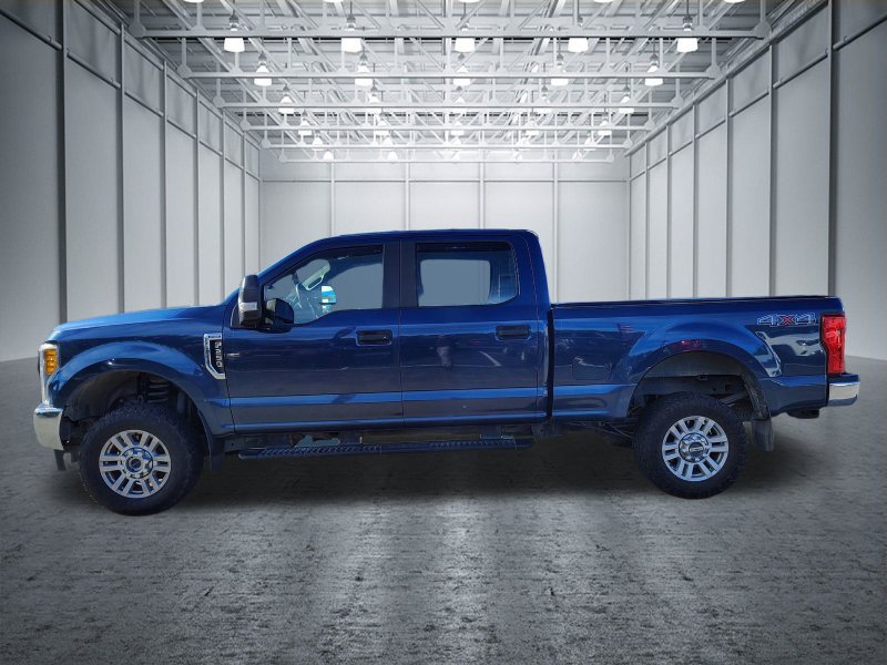 Used 2017 Ford F250 XL w/ STX Appearance Package AWD/4WD image 9