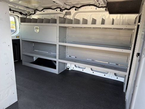 Used 2020 Ford Transit 250 Low Roof RWD image 18