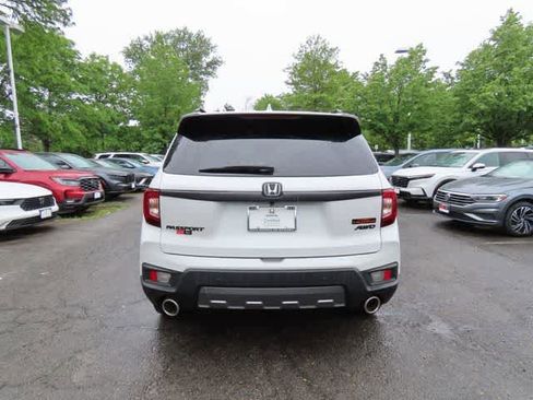 Used 2023 Honda Passport TrailSport image 5