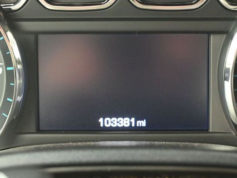 Used 2018 Chevrolet Silverado 1500 LT w/ All Star Edition image 15