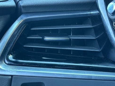 Certified 2025 Cadillac XT6 Premium Luxury image 26