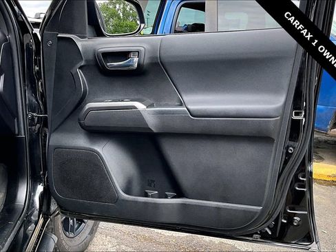 Used 2021 Toyota Tacoma TRD Pro AWD/4WD image 28