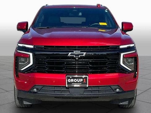 Used 2025 Chevrolet Suburban RST w/ Comfort Package RWD image 4