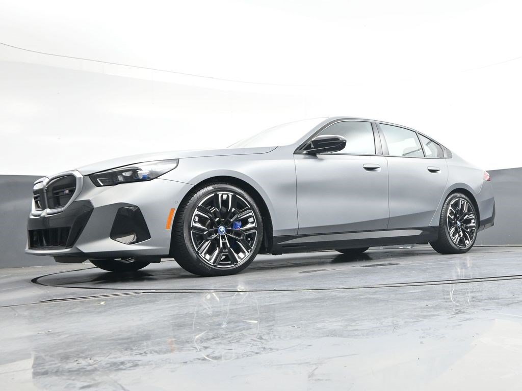 Used 2025 BMW i5 M60 w/ Executive Package AWD/4WD image 33