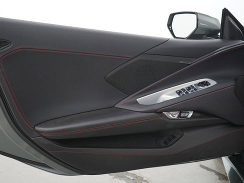Used 2023 Chevrolet Corvette Stingray Convertible w/ 1LT RWD image 18