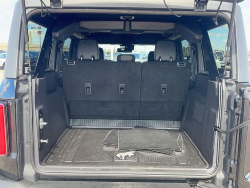 Used 2023 Ford Bronco Wildtrak image 47