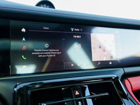 New 2026 Porsche Panamera 4S image 18