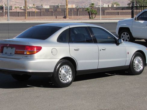 Used 2000 Saturn L-Series LS2 image 7