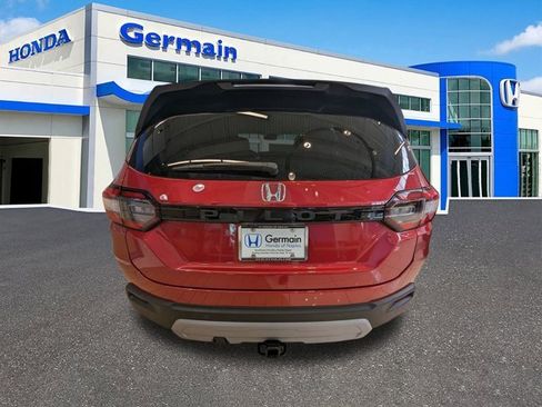 New 2025 Honda Pilot EX-L image 3