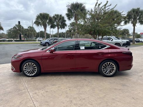 New 2025 Lexus ES 350 Ultra Luxury image 6