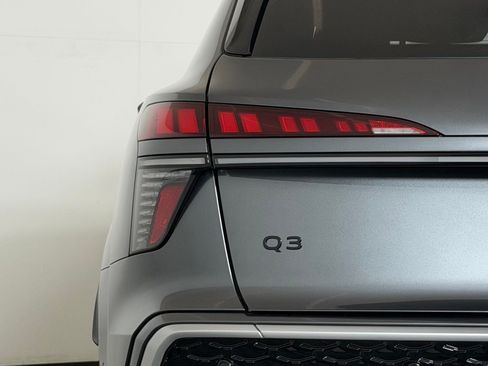 New 2026 Audi Q3 quattro 2.0T AWD/4WD image 29